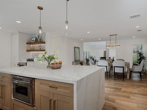 16 Crinkleroot Court, The Woodlands TX 77380