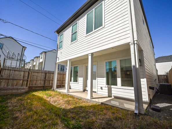 1932 Hoskins Drive, Houston TX 77080