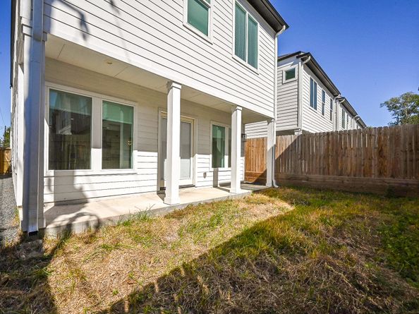 1932 Hoskins Drive, Houston TX 77080