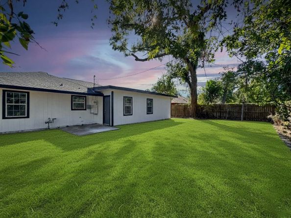 6219 Reed Road, Houston TX 77087