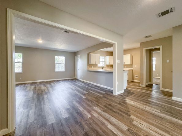 6219 Reed Road, Houston TX 77087