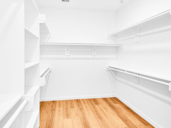 5323 Rue Street, Houston TX 77033