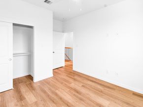 5323 Rue Street, Houston TX 77033