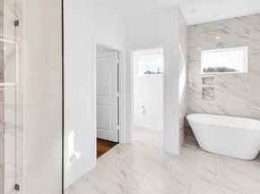 5323 Rue Street, Houston TX 77033