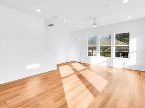 5323 Rue Street, Houston TX 77033