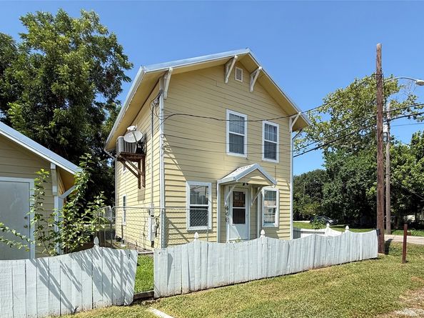 6626 Laredo, Houston TX 77020