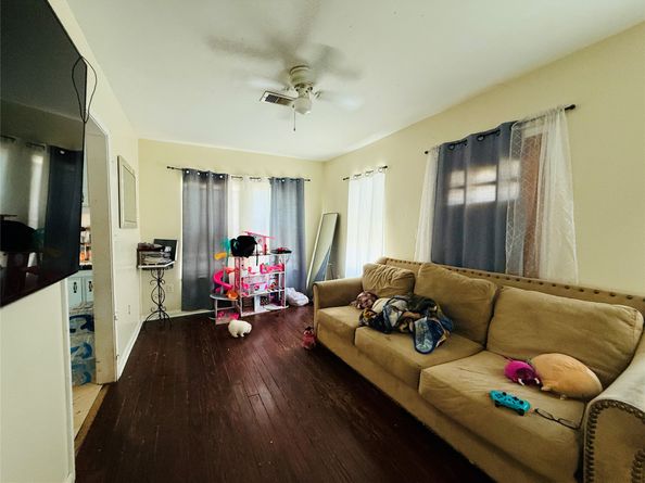 6626 Laredo, Houston TX 77020