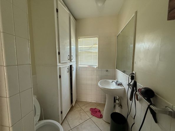 6626 Laredo, Houston TX 77020