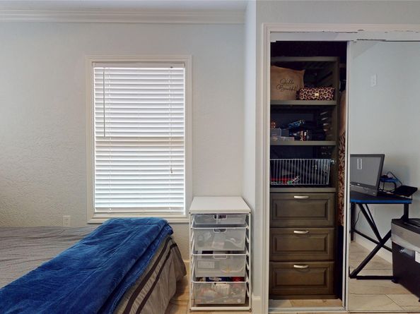 4607 Cetti Street, Houston TX 77009