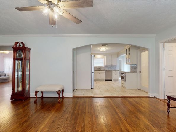 4607 Cetti Street, Houston TX 77009