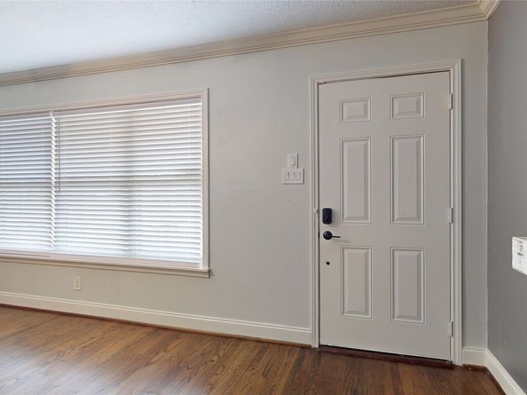 4607 Cetti Street, Houston TX 77009