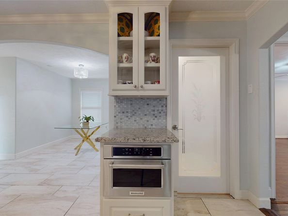 4607 Cetti Street, Houston TX 77009