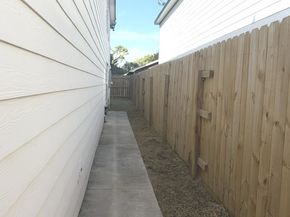 8111 Denton Street A / B, Houston TX 77028