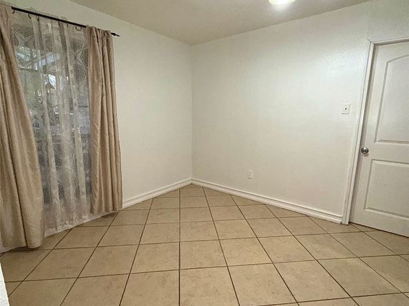 6406 Tall Willow Drive, Houston TX 77088