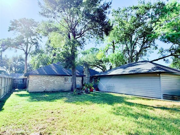 7146 Bayou Forest Drive, Houston TX 77088