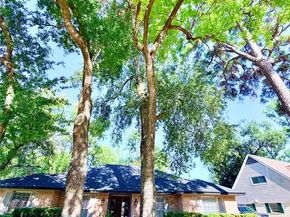 7146 Bayou Forest Drive, Houston TX 77088