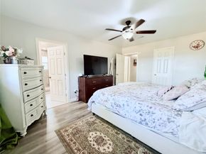 7146 Bayou Forest Drive, Houston TX 77088