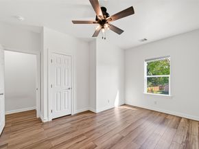 716 Zoe Street, Houston TX 77020