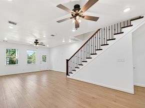 716 Zoe Street, Houston TX 77020