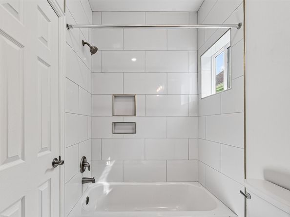 716 Zoe Street, Houston TX 77020