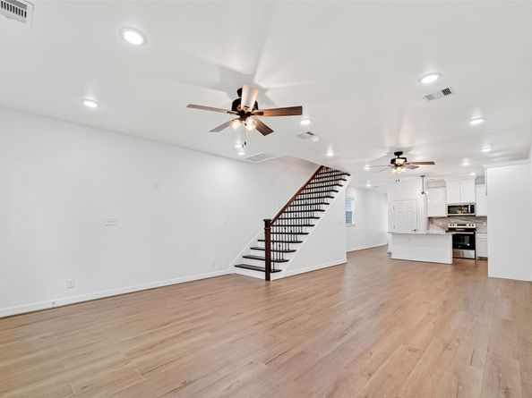 716 Zoe Street, Houston TX 77020