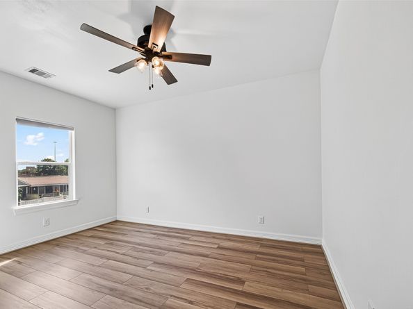 716 Zoe Street, Houston TX 77020