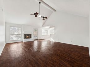 6611 Castle Lane Drive, Houston TX 77066