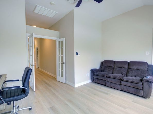 1711 Huldy St Street A, Houston TX 77019