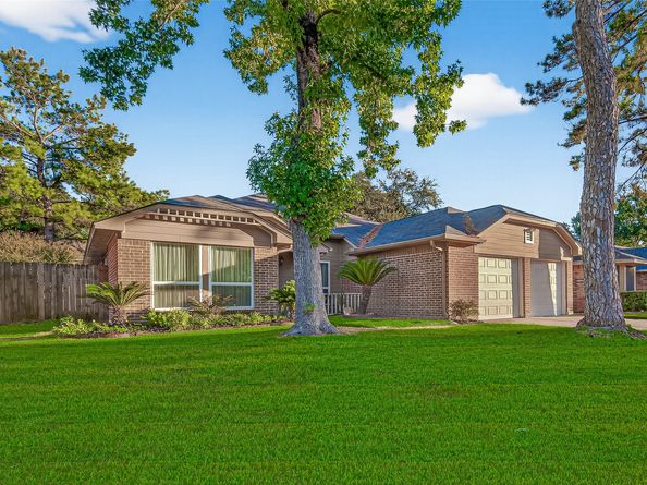 8526 Greenleaf Lake Drive, Houston TX 77095