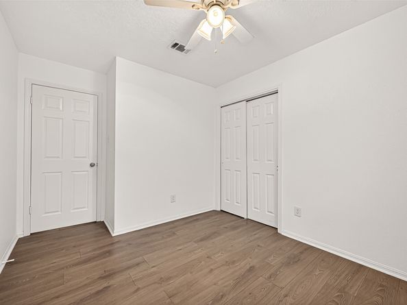 8526 Greenleaf Lake Drive, Houston TX 77095