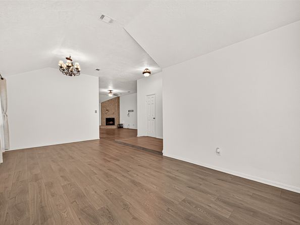 8526 Greenleaf Lake Drive, Houston TX 77095