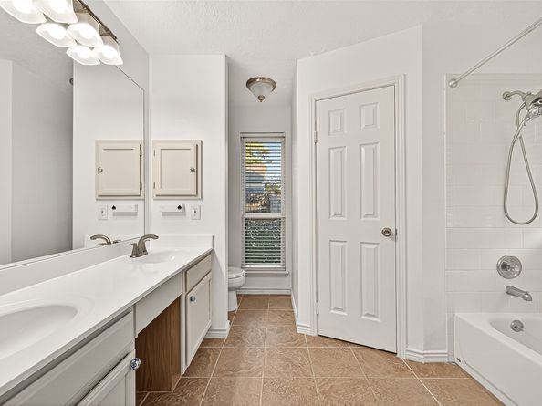 8526 Greenleaf Lake Drive, Houston TX 77095