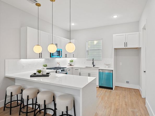 1206 Moody Street, Houston TX 77009