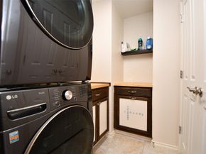 13600 Breton Ridge Street 16B, Houston TX 77070