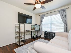 13600 Breton Ridge Street 16B, Houston TX 77070