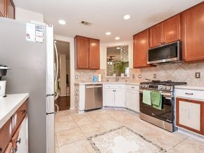 13600 Breton Ridge Street 16B, Houston TX 77070