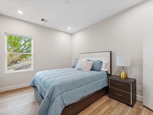 2131 Blalock Road G, Houston TX 77080