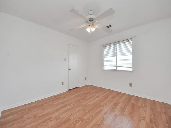 16227 Affirmed Way, Friendswood TX 77546