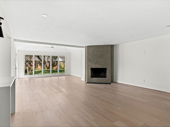 5826 Dumfries Drive, Houston TX 77096