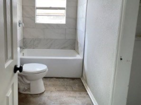 2503 Creston Drive, Houston TX 77026