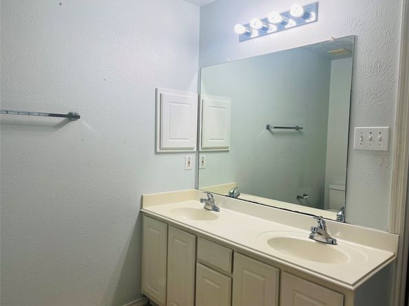 5914 Dream Court, Houston TX 77085