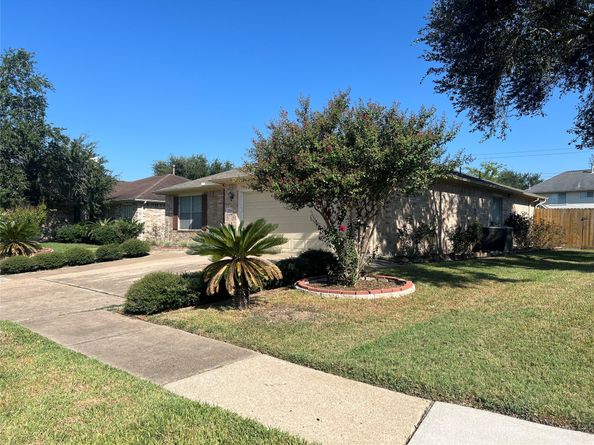 5914 Dream Court, Houston TX 77085