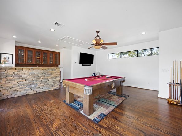 1106 Timbergrove Lane, Houston TX 77008