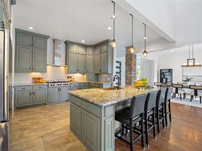 1106 Timbergrove Lane, Houston TX 77008