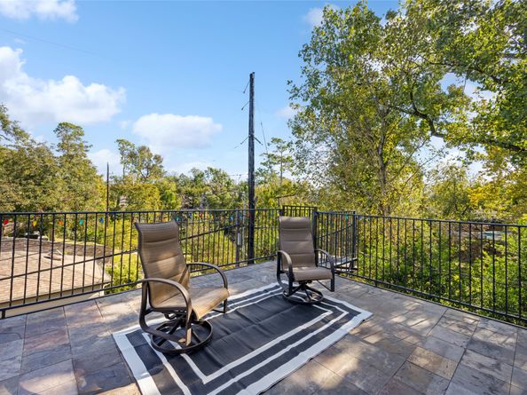 1106 Timbergrove Lane, Houston TX 77008