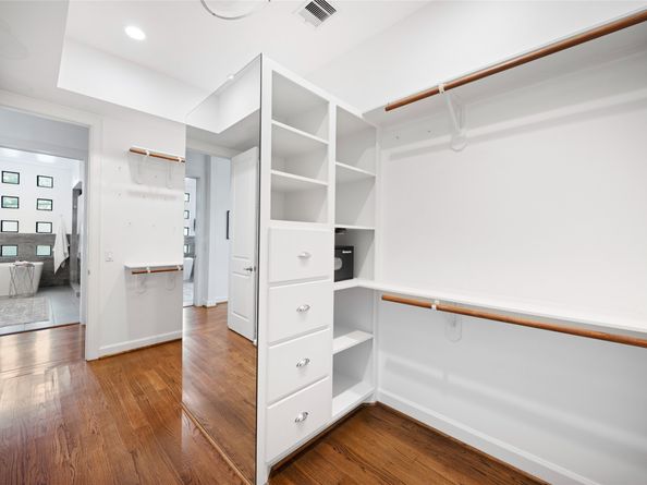 1106 Timbergrove Lane, Houston TX 77008