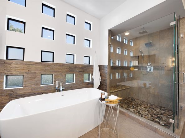 1106 Timbergrove Lane, Houston TX 77008