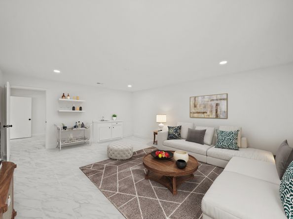 15150 Dogwood Tree Street, Houston TX 77060