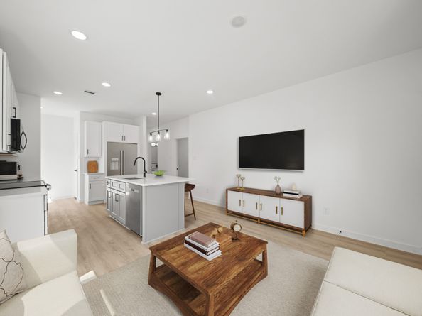 7817 Beckley Street A/B, Houston TX 77088