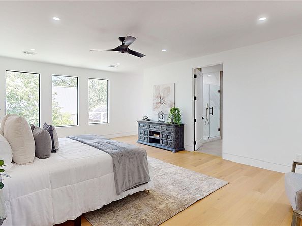 5055 Yarwell Drive, Houston TX 77096